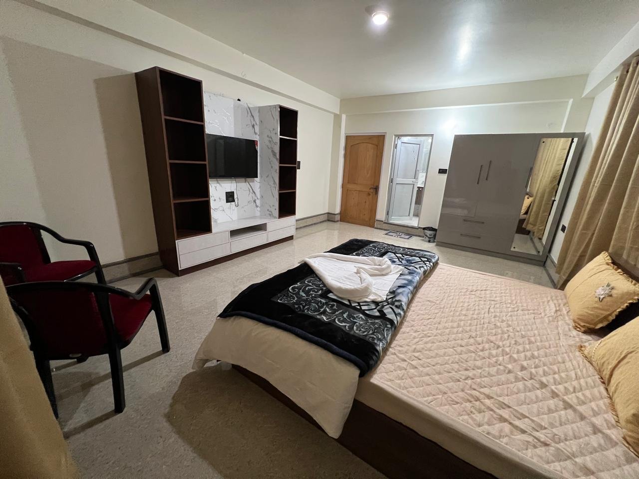 WhatsApp Image 2025-10-03 at 1.40.03 PM (2)