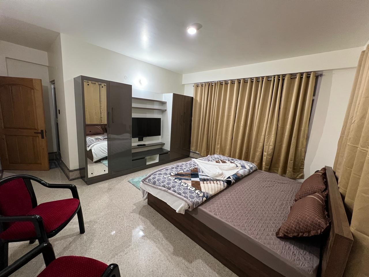 WhatsApp Image 2025-10-03 at 1.40.04 PM (2)