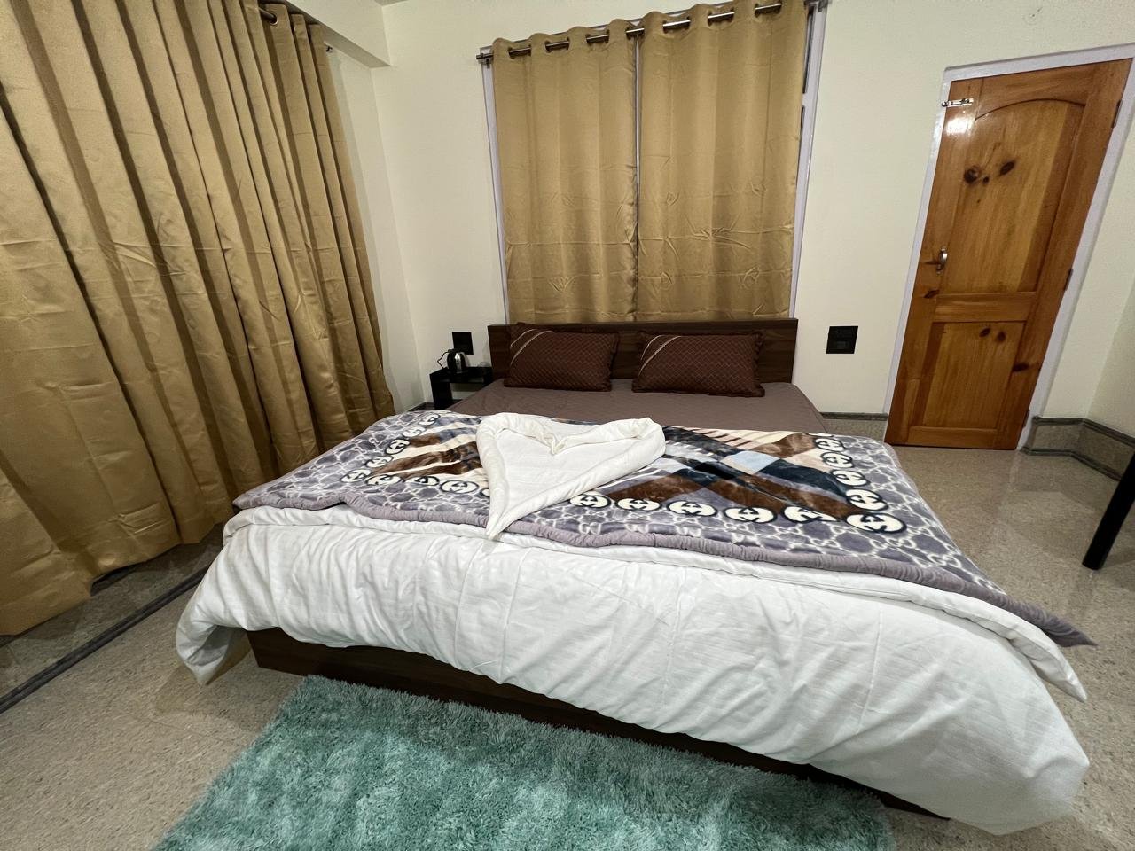 WhatsApp Image 2025-10-03 at 1.40.04 PM (3)